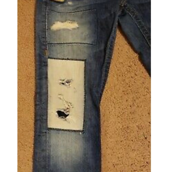 True Religion Vintage Women’s Boyfriend Patch Jeans - Picture 4 of 7